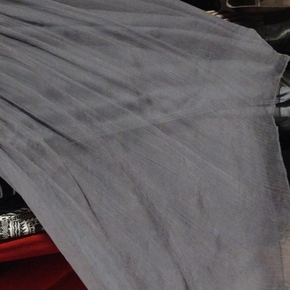 GREY Silk Blouse - Picture 4 of 4